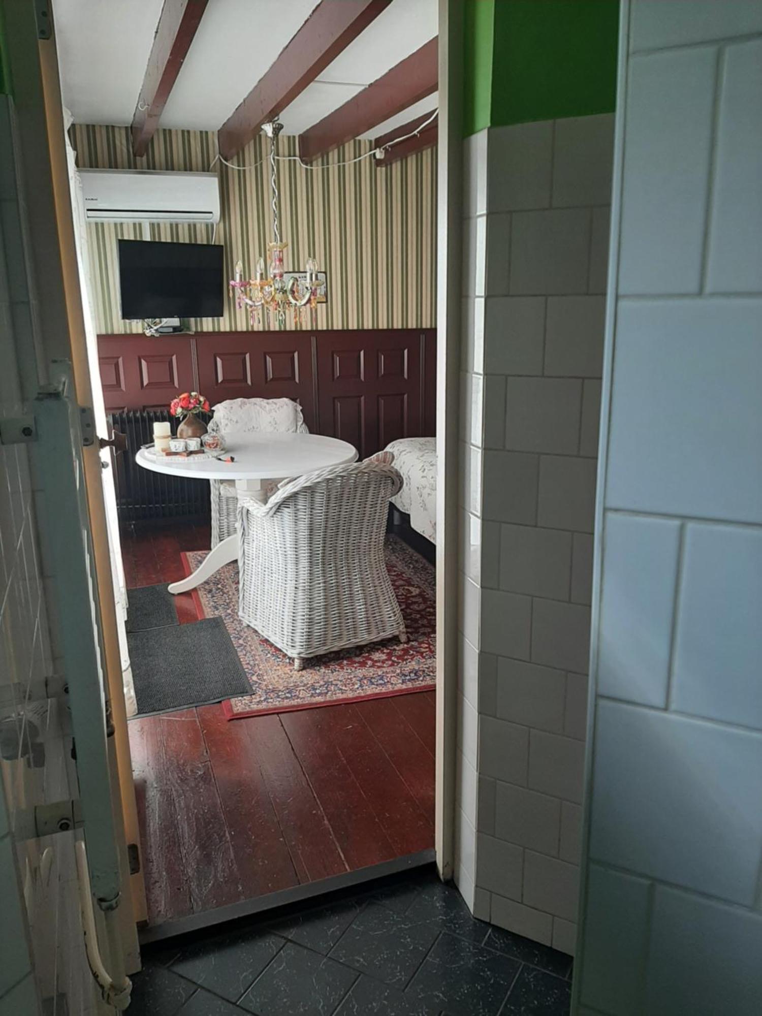 Bed And Breakfast Het Oude Bos Wijnjewoude Экстерьер фото